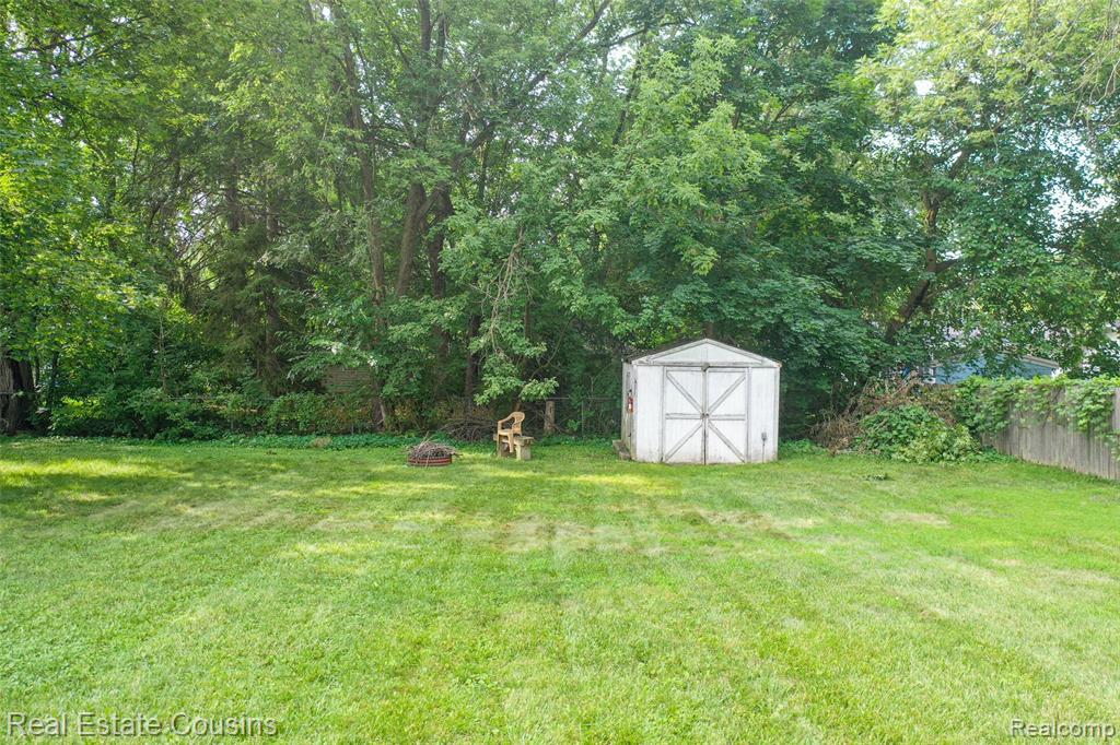 141 Bevins Street, Holly, MI 48442 — Photo 20