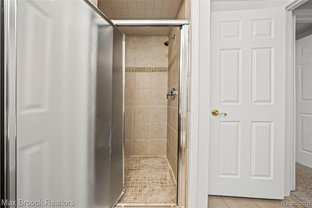 6901 Reed Court, West Bloomfield, MI — Photo 62