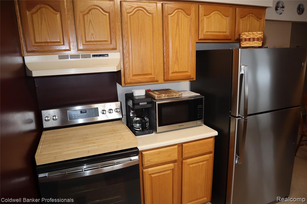 1279 Westbrooke Drive, Lapeer, MI 48446 — Photo 15