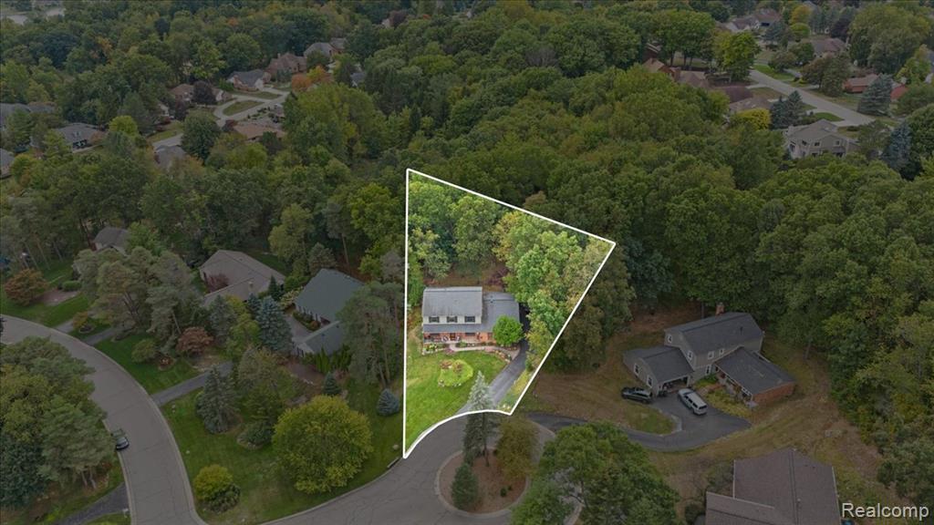 8291 Fawn Valley Circle, Clarkston, MI 48348 — Photo 5
