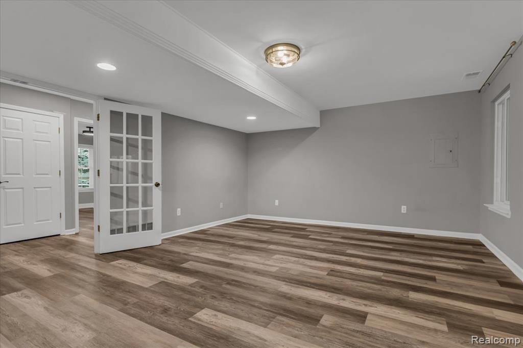 23676 Lori Drive, Flat Rock, MI 48134 — Photo 17