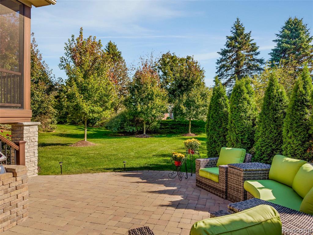 7252 Ardsley Lane, Clarkston, MI 48348 — Photo 9