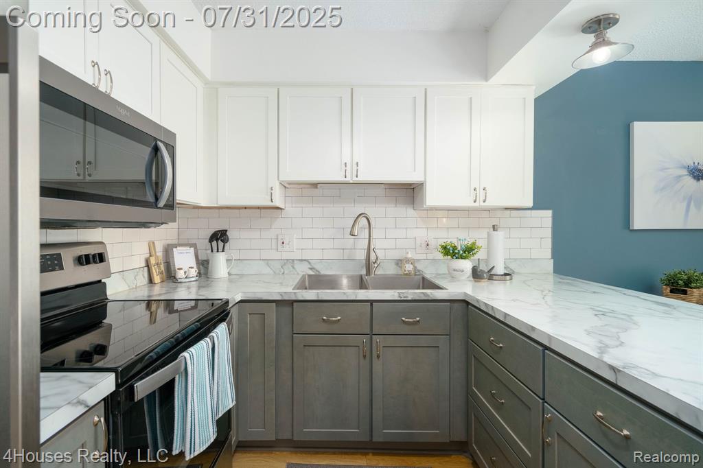 5273 Highland Road, 108, Waterford, MI 48327 — Photo 28