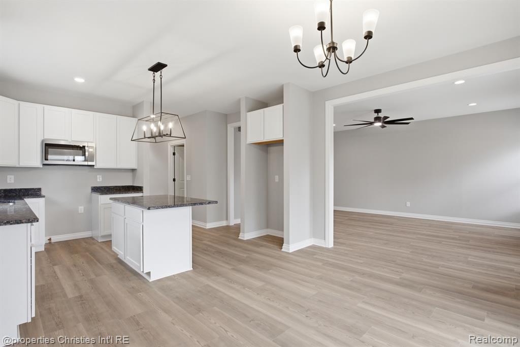 23397 Crescent Ridge Drive, New Boston, MI 48164 — Photo 8