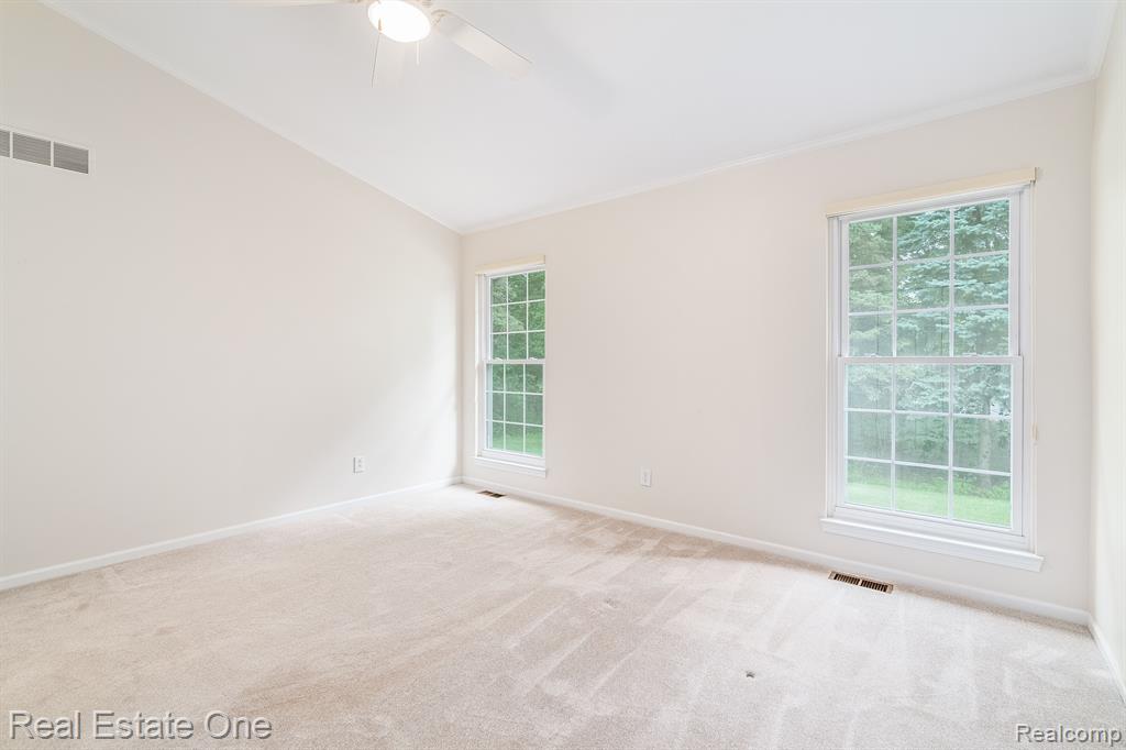 41498 HAGGERTY WOODS Court, #8, Canton, MI 48187 — Photo 26
