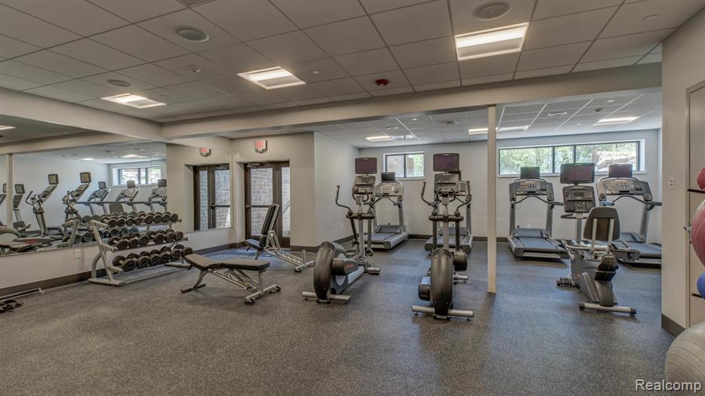 2836 RIDINGTON Road, Ann Arbor, MI 48105 — Photo 13