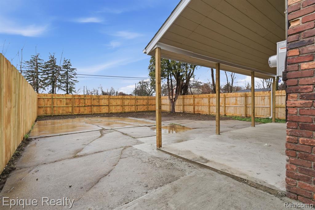 9991 Robson Street, Detroit, MI 48227 — Photo 27