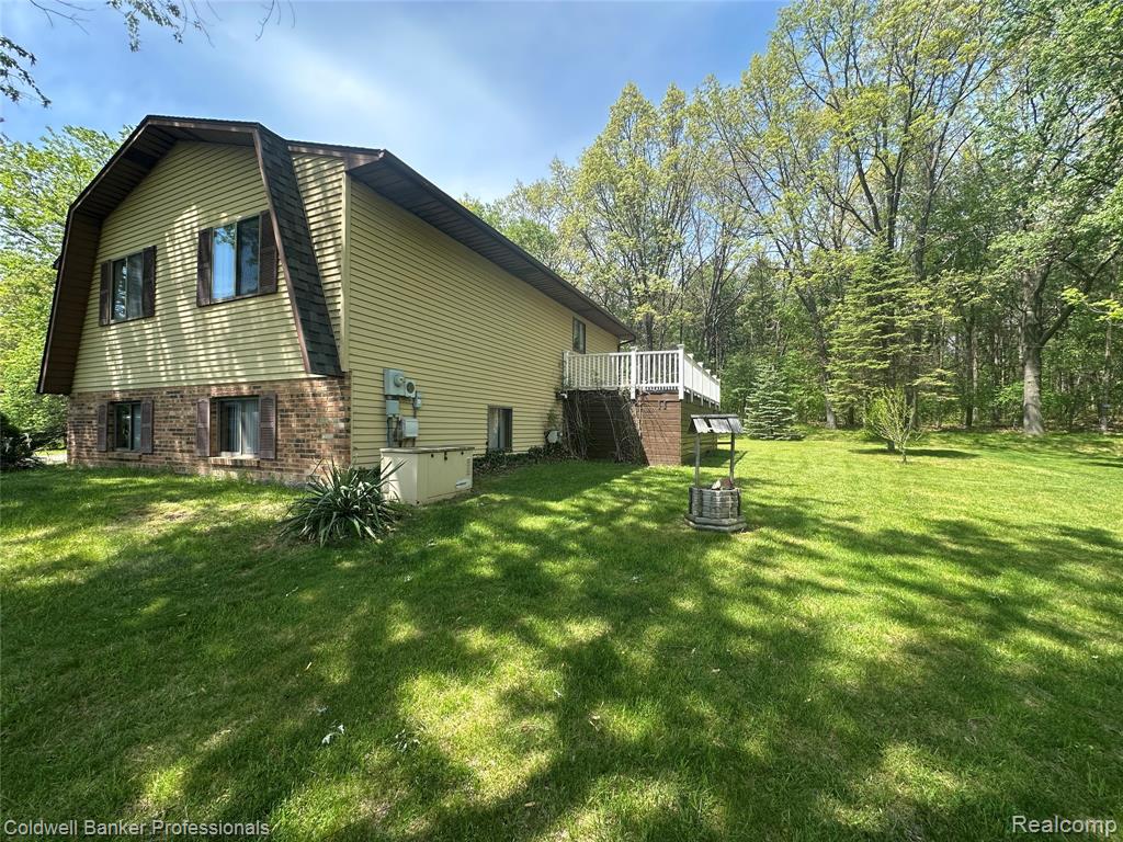 5398 Linger Lane, Lapeer, MI 48446 — Photo 29