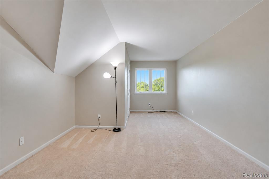 41633 Tera Lane, Novi, MI — Photo 39