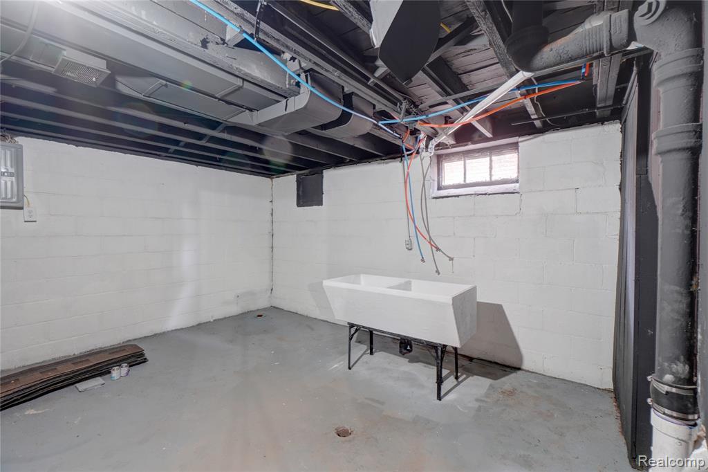 17388 Teppert Street, Detroit, MI 48234 — Photo 19