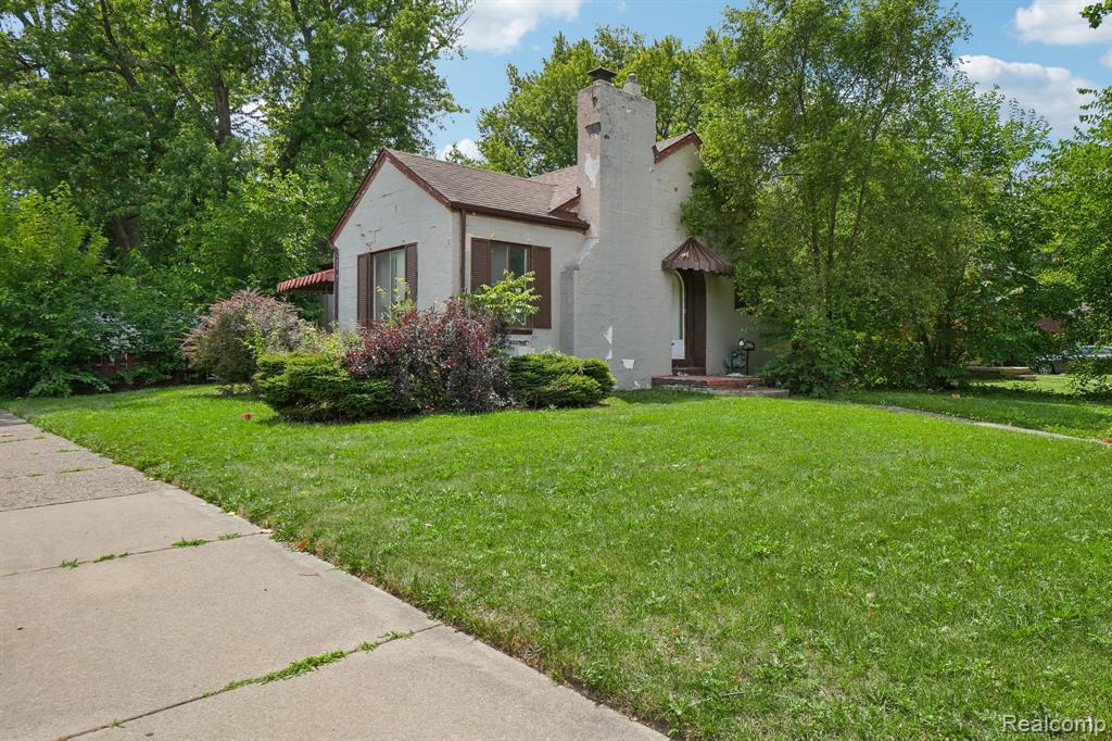 15906 Collingham Drive - Photo 2