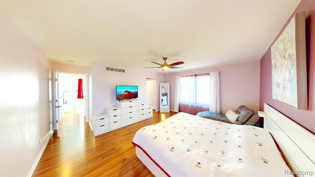 7724 PIONEER Drive, Ypsilanti, MI 48197 — Photo 42