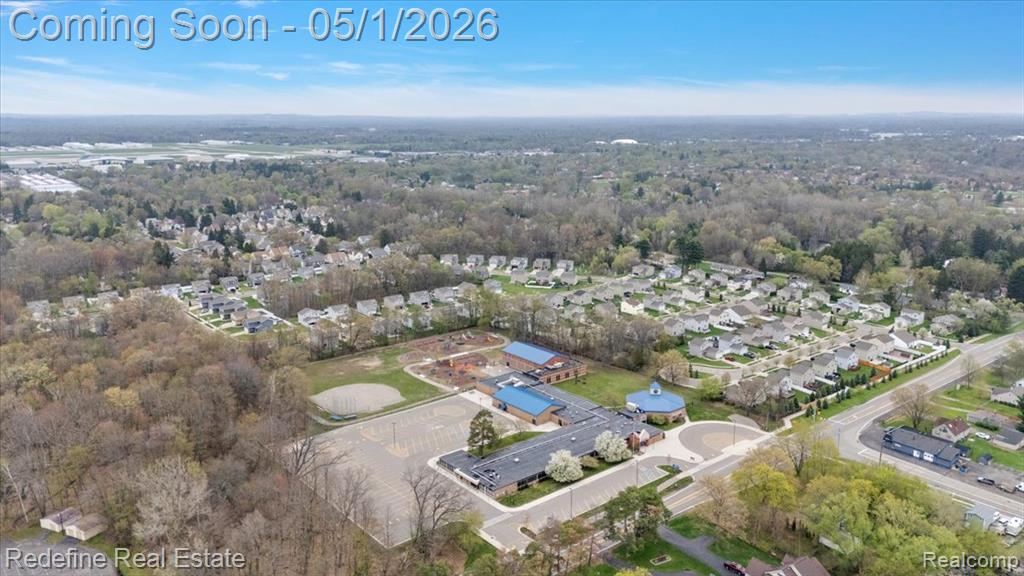 310 Fountain Park Drive, Waterford, MI 48327 — Photo 35