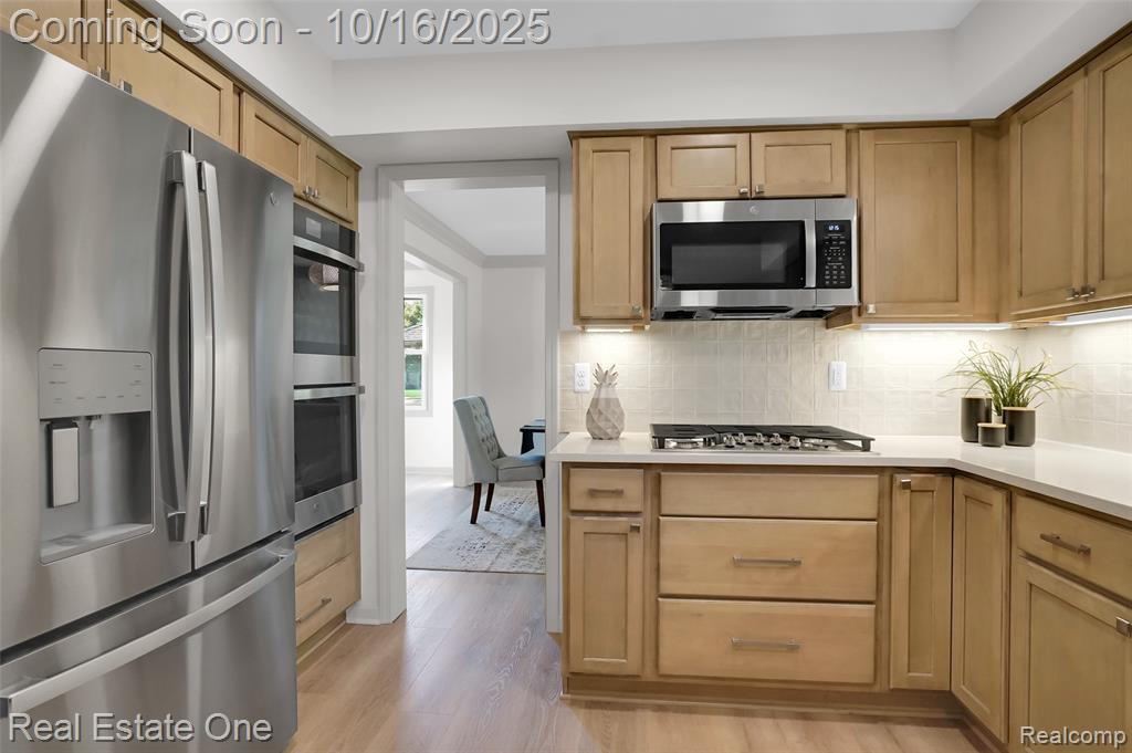 5275 Cheltenham Drive, Troy, MI 48098 — Photo 11