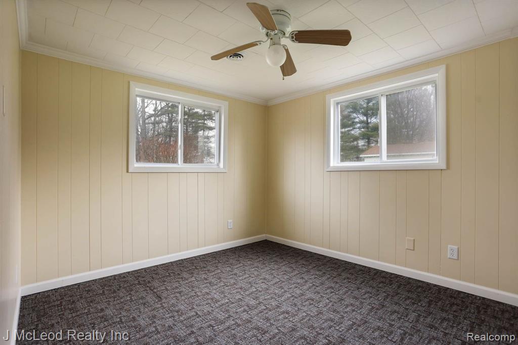 215 ARROWHEAD Drive, Prudenville, MI 48651 — Photo 23