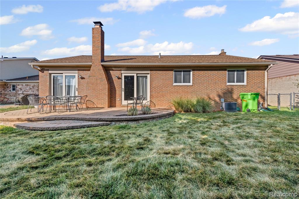 47340 Chrys Road, Macomb, MI 48044 — Photo 6