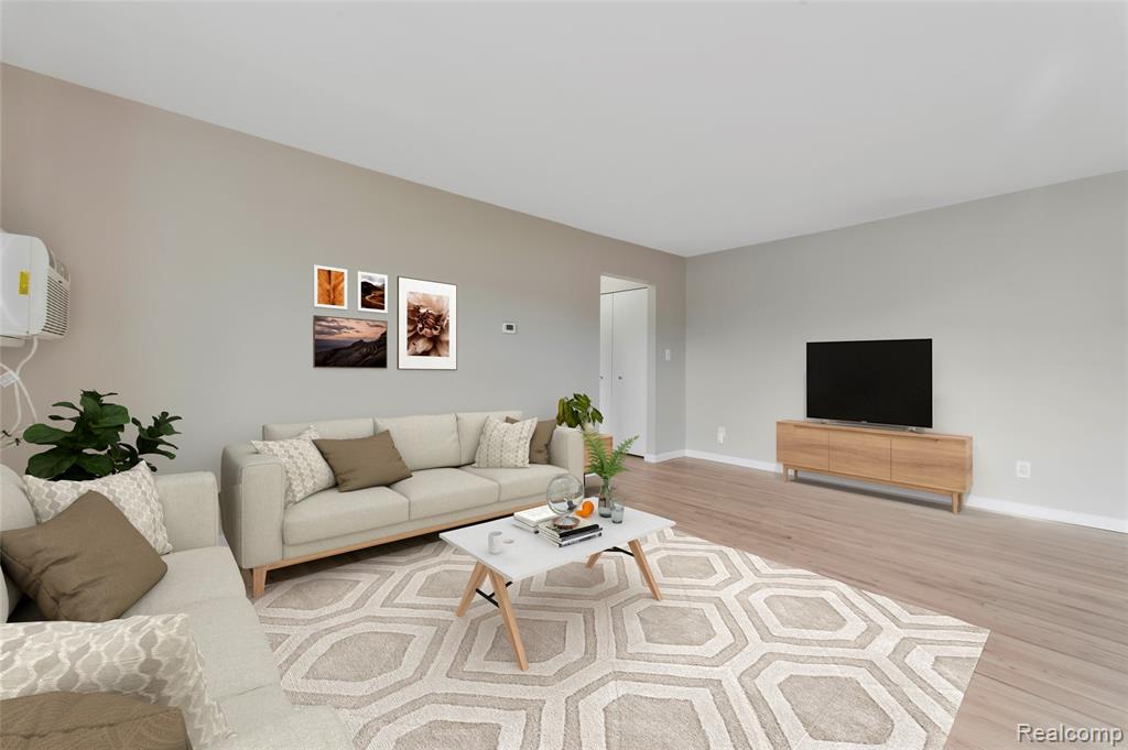 4820 Briarwood Avenue, 4, Royal Oak, MI 48073 — Photo 12