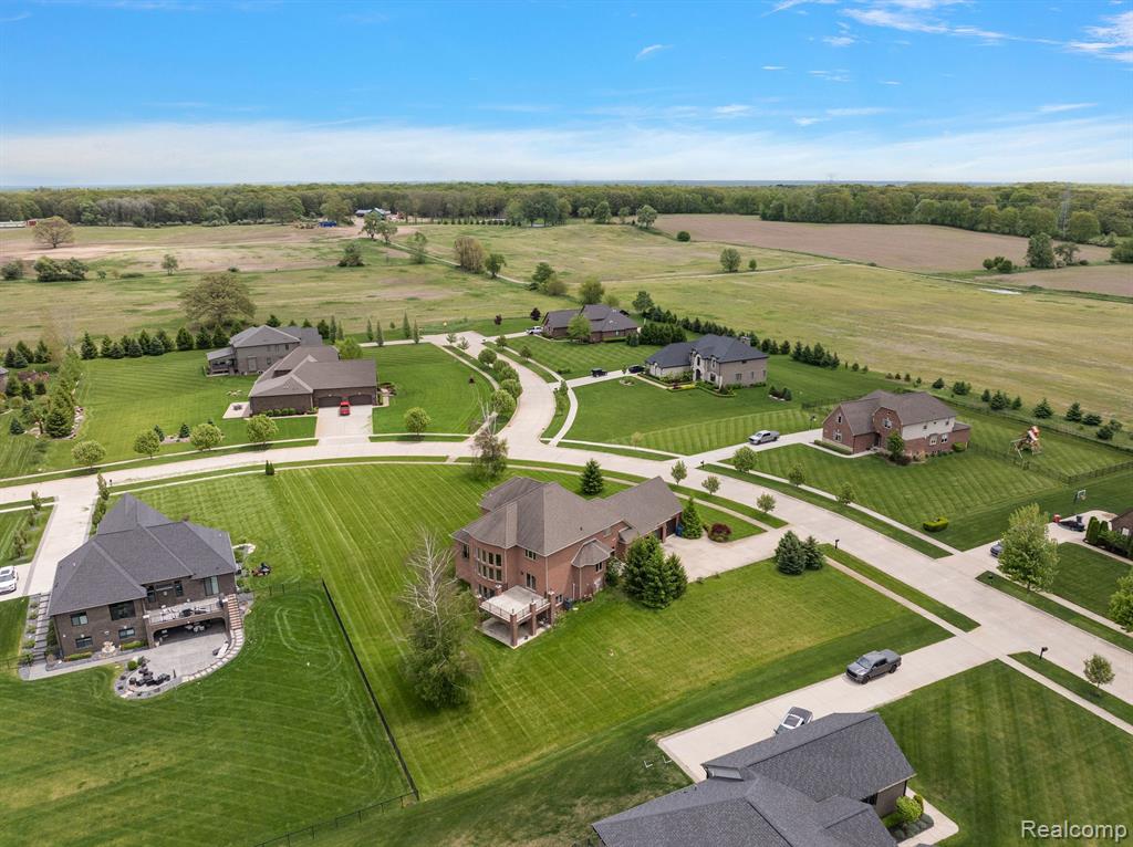 66701 NOTRE DAME Boulevard, Washington, MI 48095 — Photo 17