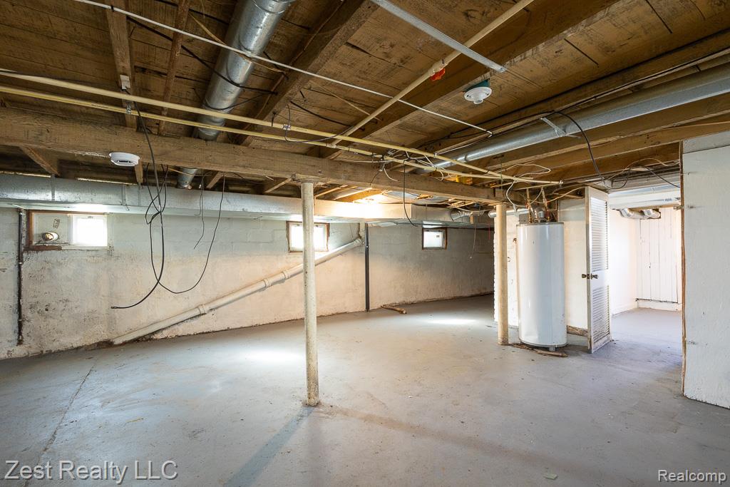 18765 Riverview Street, Riverview, MI 48193 — Photo 18