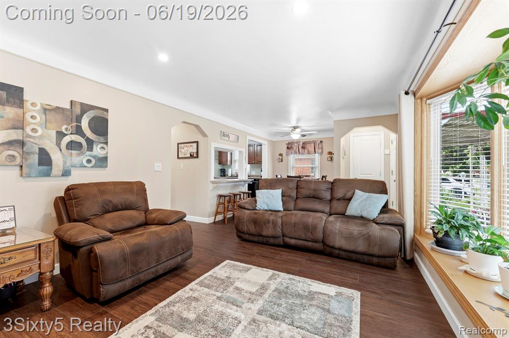 7646 Robinson Avenue, Allen Park, MI 48101 — Photo 3