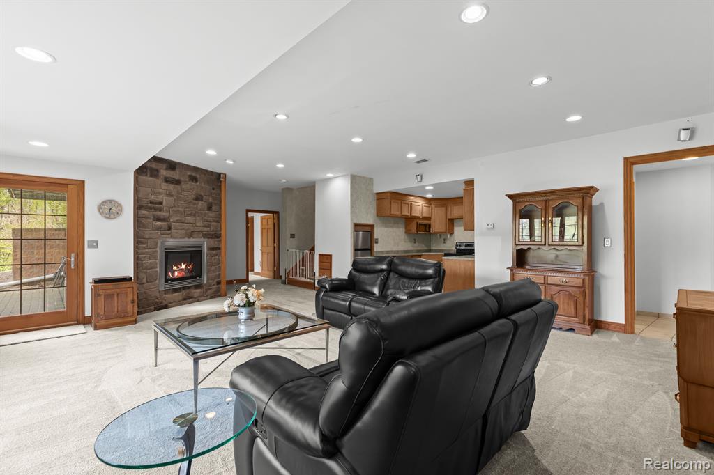 9997 APPLEGATE Lane, Brighton, MI 48114 — Photo 21