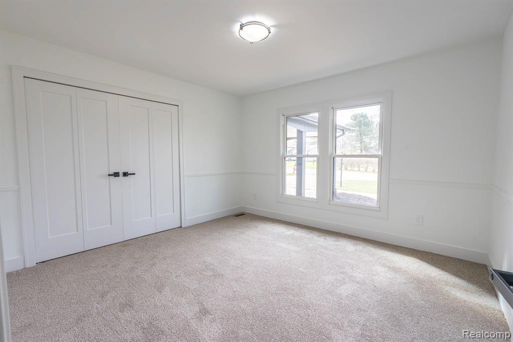 822 DAHLIA Lane, Rochester Hills, MI 48307 — Photo 24