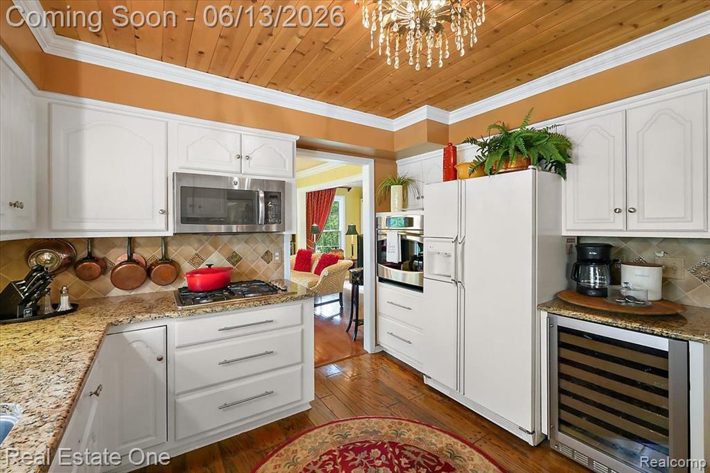 1854 Ludgate Lane, Rochester Hills, MI 48309 — Photo 30