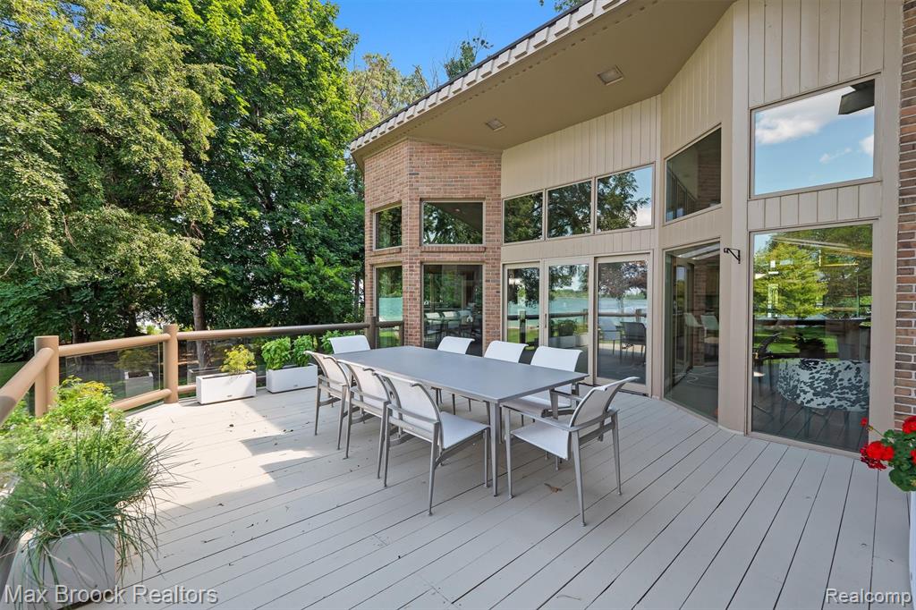 3333 W Shore Drive, Orchard Lake Village, MI 48324 — Photo 82