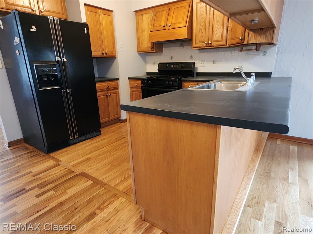 46128 Sterritt Street, Utica, MI 48317 — Photo 4