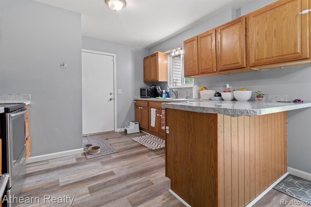 7156 Sharp Road, Swartz Creek, MI 48473 — Photo 14