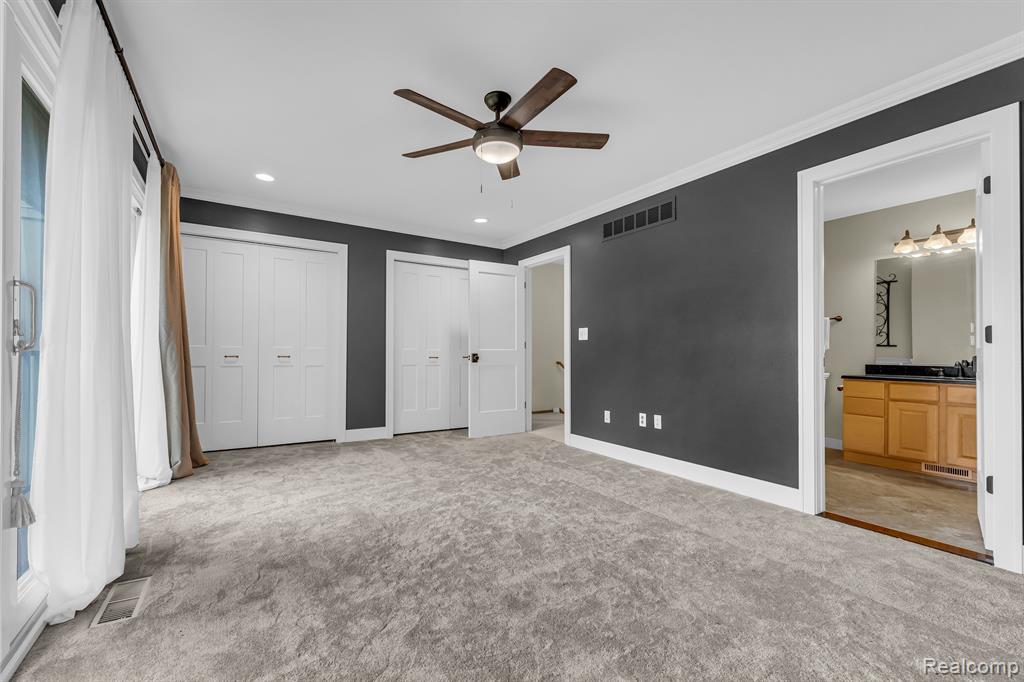 745 OAK BROOK RIDGE Drive, Rochester Hills, MI 48307 — Photo 16
