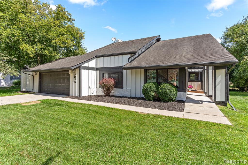 5086 FALMOUTH Drive, Troy, MI 48085 — front exterior