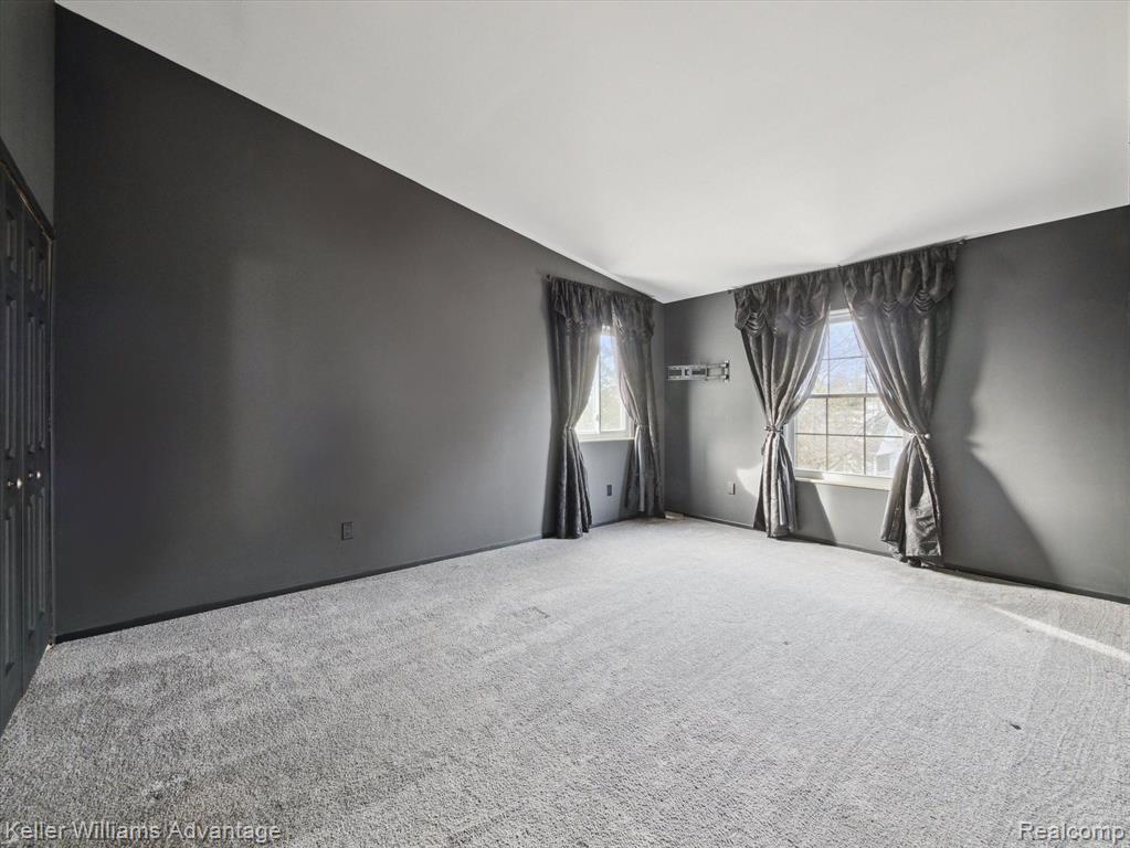 31131 COUNTRY, Farmington Hills, MI 48331 — Photo 25