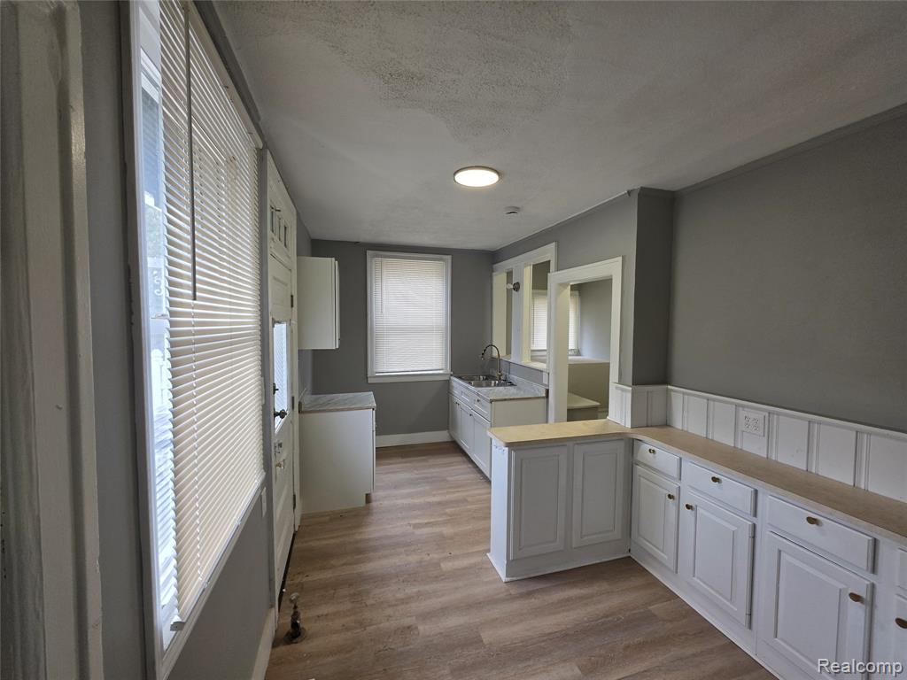 4258 Seneca Street, Detroit, MI 48214 — Photo 7