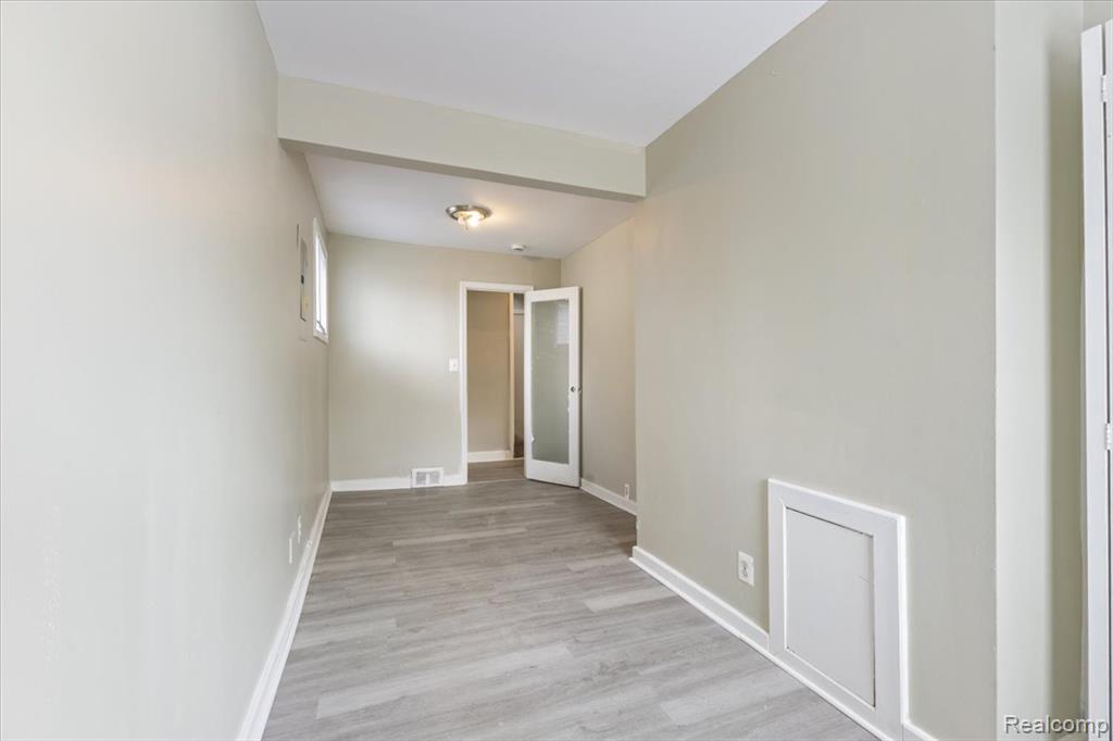 6808 Fisher Avenue, Warren, MI 48091 — Photo 4