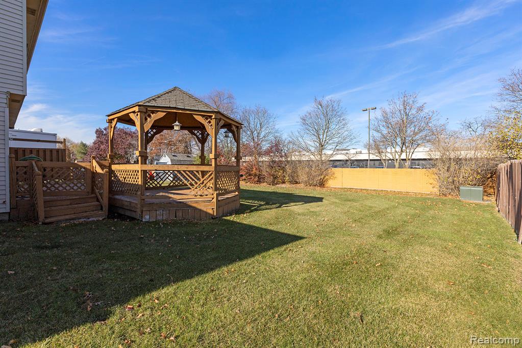 43726 Stuart Drive, Canton, MI 48187 — Photo 25