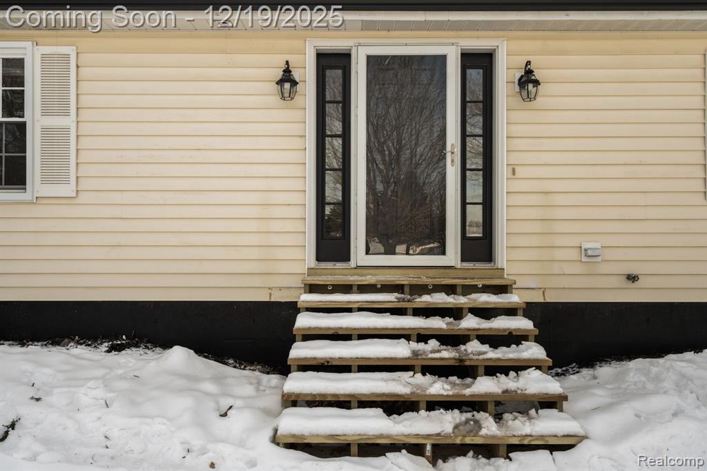 7097 Chase Lake Road W, Fowlerville, MI 48836 — Photo 5