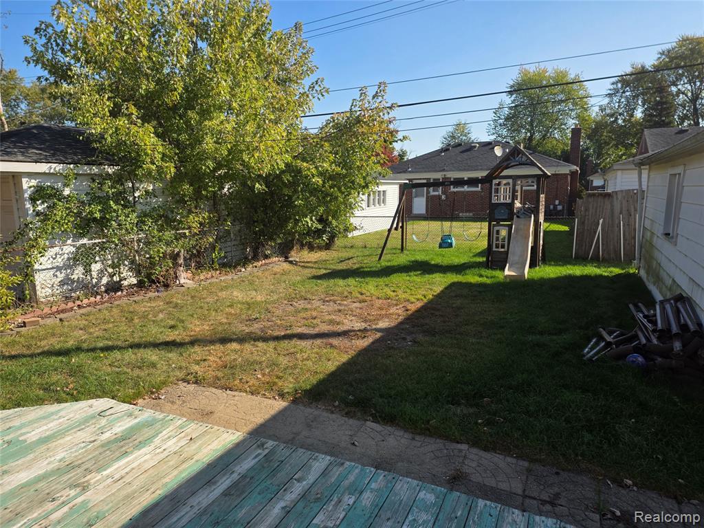 8960 Arnold Avenue, Redford, MI 48239 — Photo 26