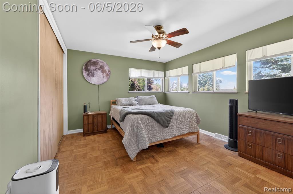7174 Meadowvue Drive, Grand Blanc, MI 48439 — Photo 41