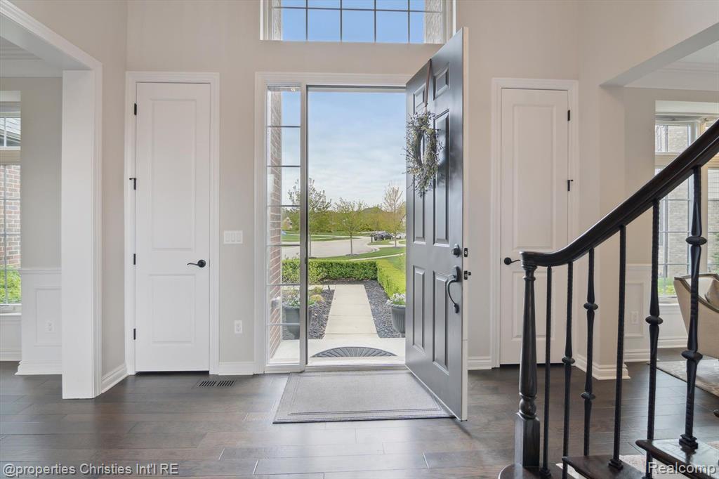 47660 WALES, Northville, MI 48167 — Photo 7