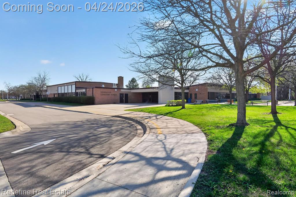 33124 Marquette Street, Garden City, MI — Photo 33