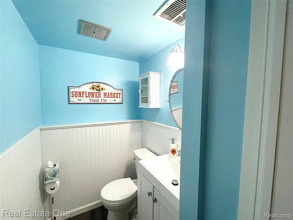 4620 Kempf Street, Waterford, MI 48329 — Photo 37