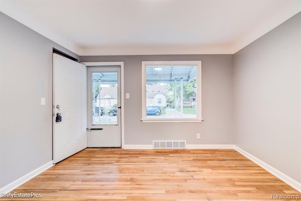 6151 HELEN Street, Garden City, MI — Photo 19