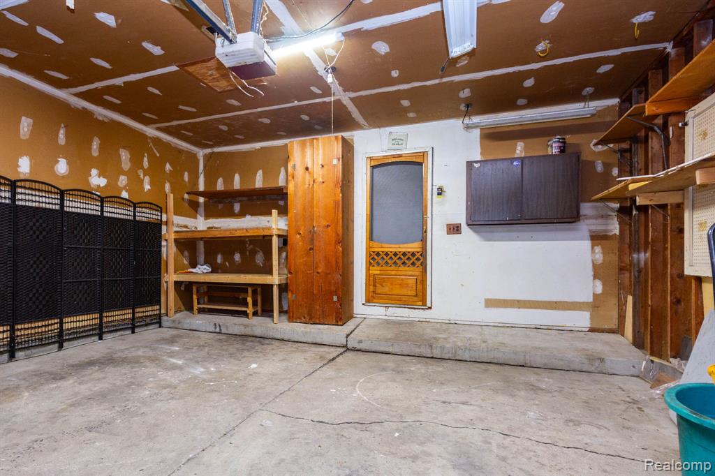 32016 Belcrest Road, Rockwood, MI — Photo 27