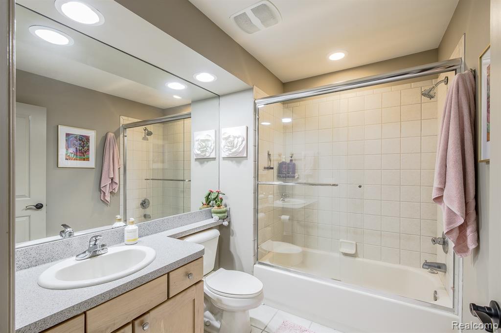 9909 Kingston Ridge, Clarkston, MI 48348 — Photo 46