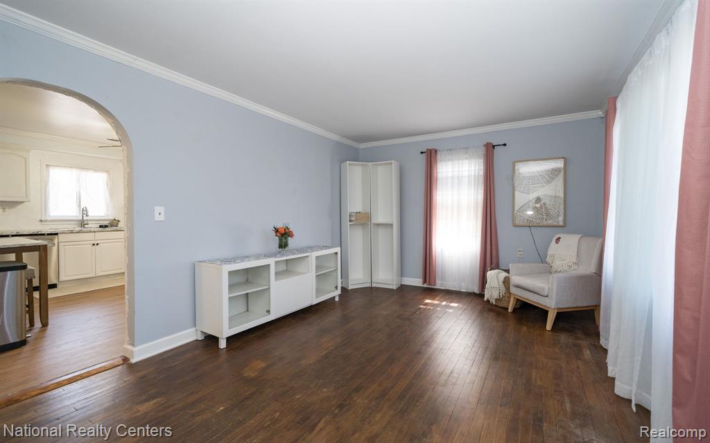 2654 Hatton Road, Auburn Hills, MI 48326 — Photo 10