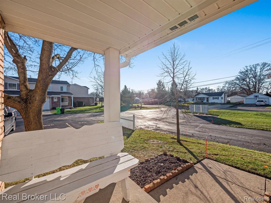 729 CAPE COD, South Lyon, MI 48178 — Photo 5