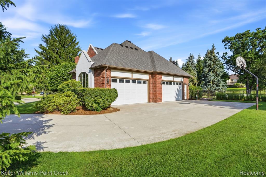 2784 Murfield Court, Rochester, MI 48306 — Photo 43