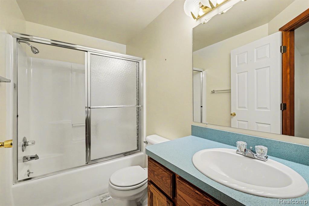 1085 Linda Dr, Davison, MI 48423 — Photo 16