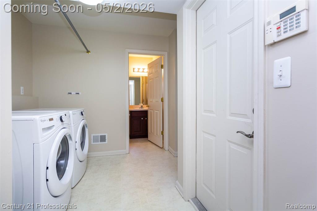 955 Sandalwood Drive, Troy, MI 48085 — Photo 34
